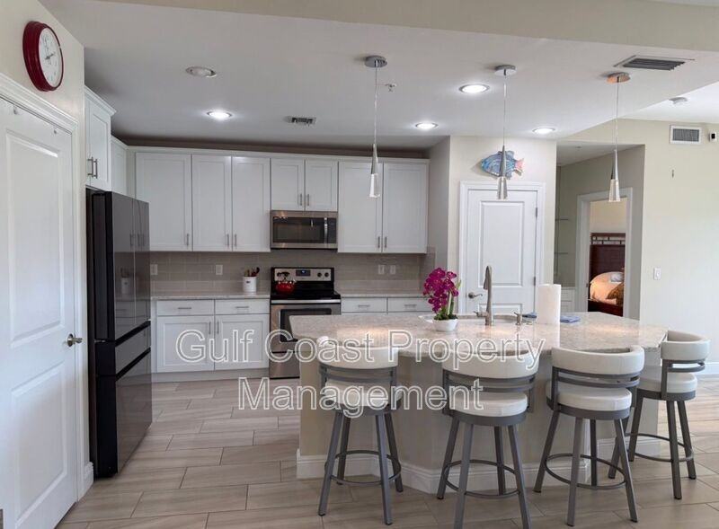 15156 Palmer Lake Cir #103 - Photo 5 of 29