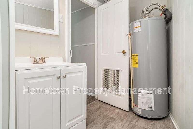 801 Mohn St - Photo 6 of 17