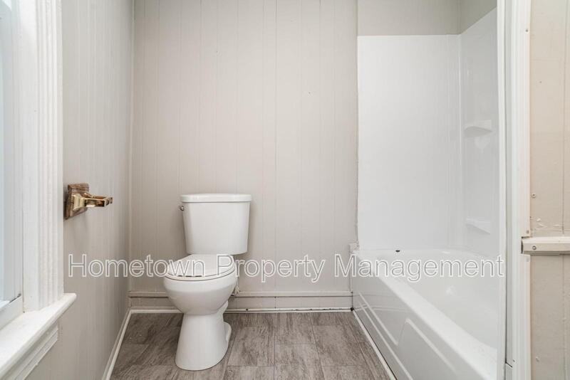 801 Mohn St - Photo 7 of 17