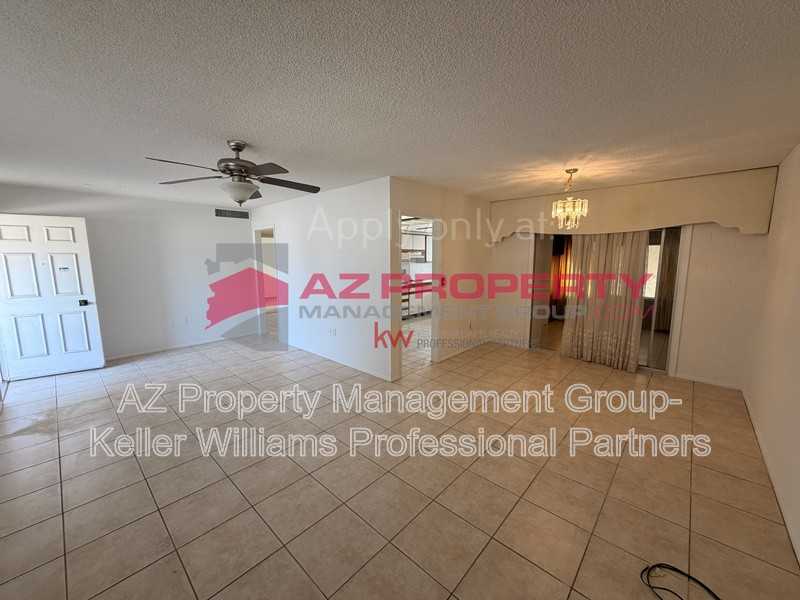 10831 W Deanne Dr - Photo 5 of 17