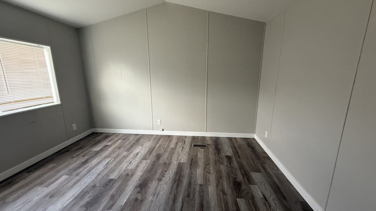 Garden Vista - Photo 6 of 18