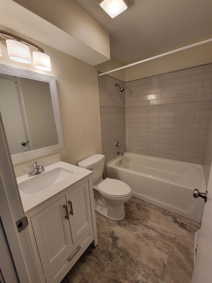 124 Topfield Road (New) - Photo 5 of 9