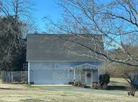 featured image of 4330 Alamance Baptist Churc Loop