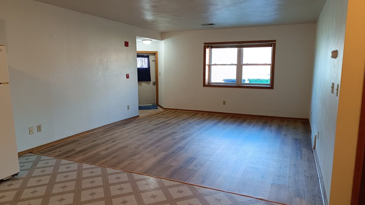 534 West Main Street - Photo 3 of 8