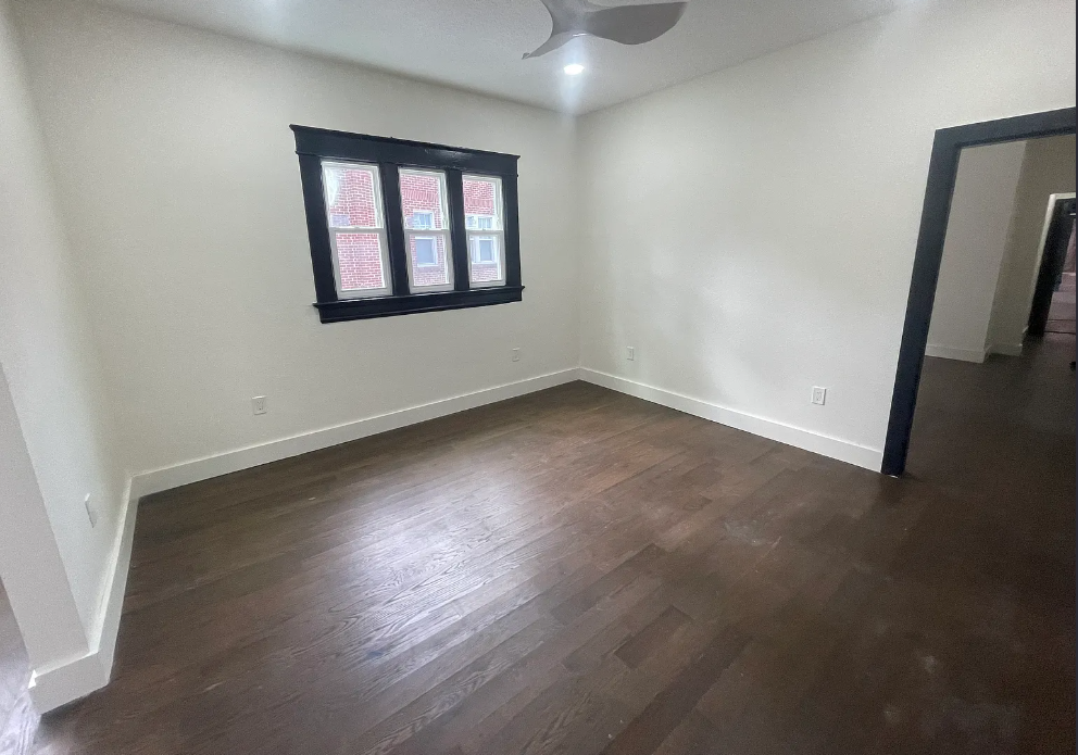 2735 Riverside Avenue - Photo 4 of 9