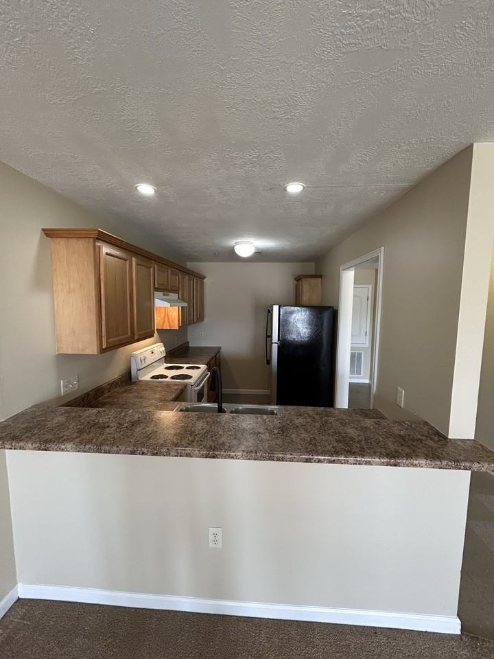 4720 Common Street - Photo 4 of 11