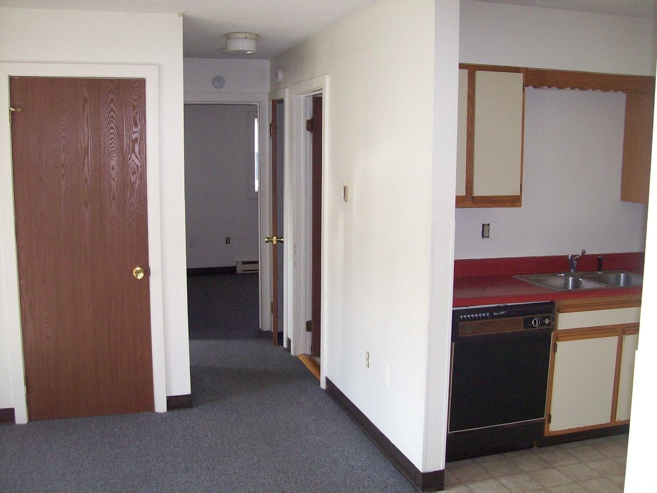 669 Lisbon St - Photo 3 of 11