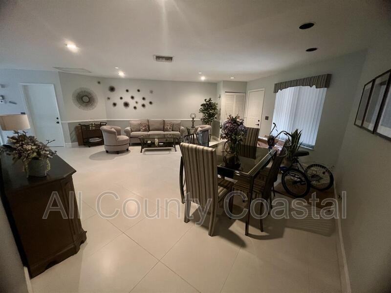 5149 Rose Hill Dr - Photo 5 of 15