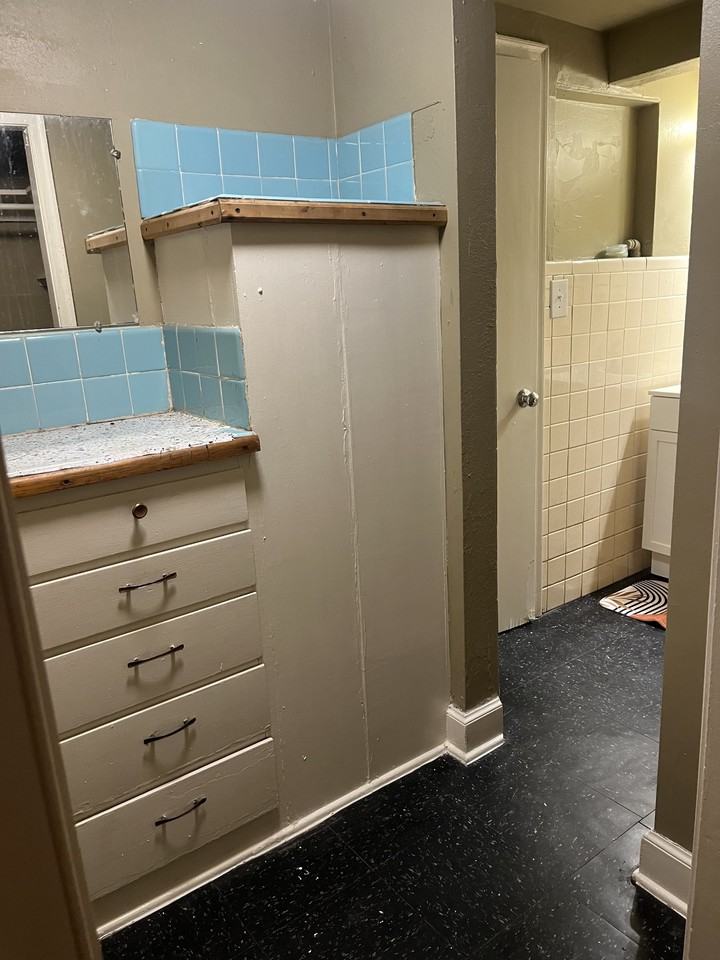 919 Southwest Tyler Street - Photo 5 of 21