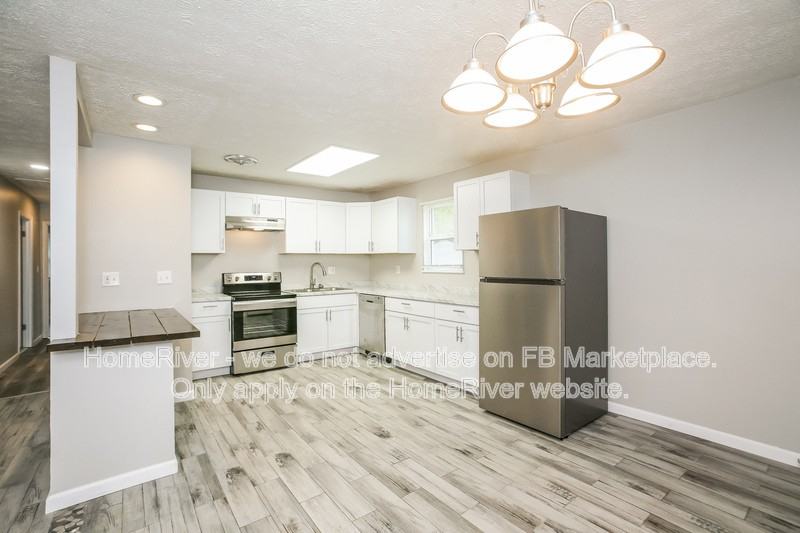 820 Princeton Dr - Photo 6 of 18