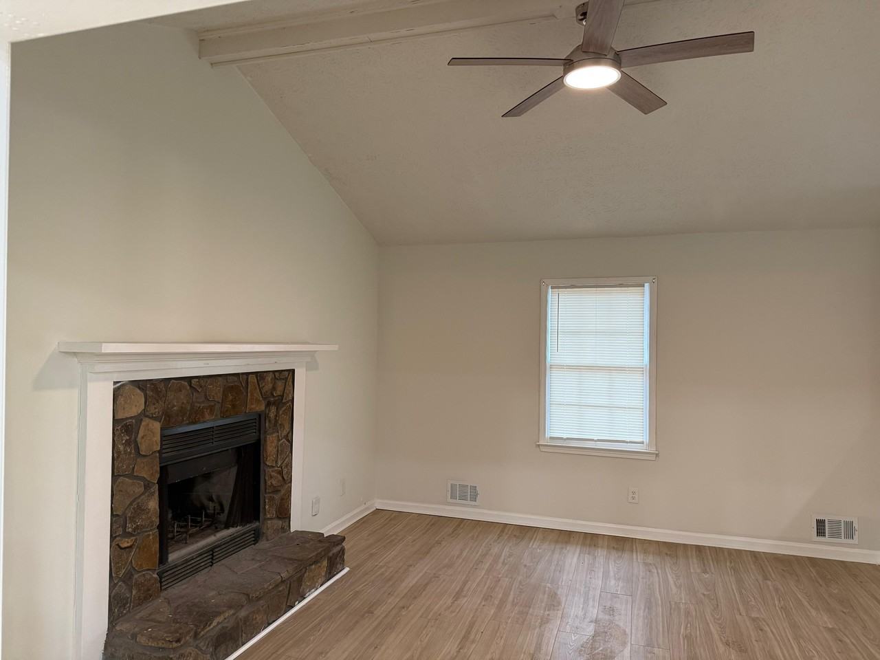 1600 Sugar Plum Drive Southwest - Photo 4 of 11