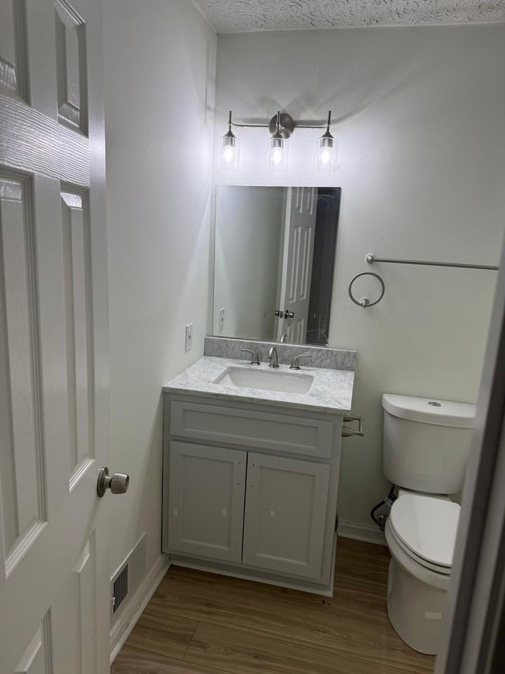 1600 Sugar Plum Drive Southwest - Photo 7 of 11