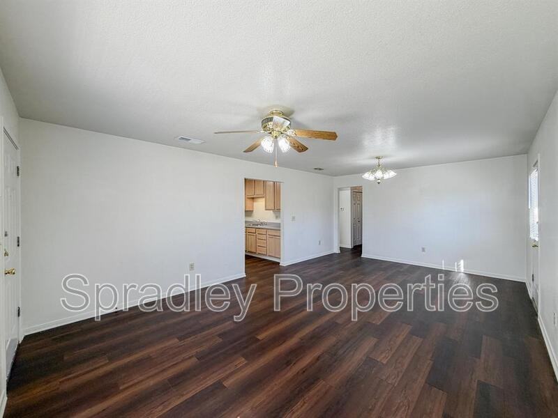 1812B W Avenue K - Photo 2 of 18