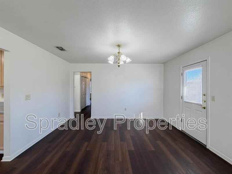 1812B W Avenue K - Photo 3 of 18