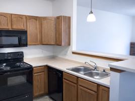 featured image of 915 Ellis Ave