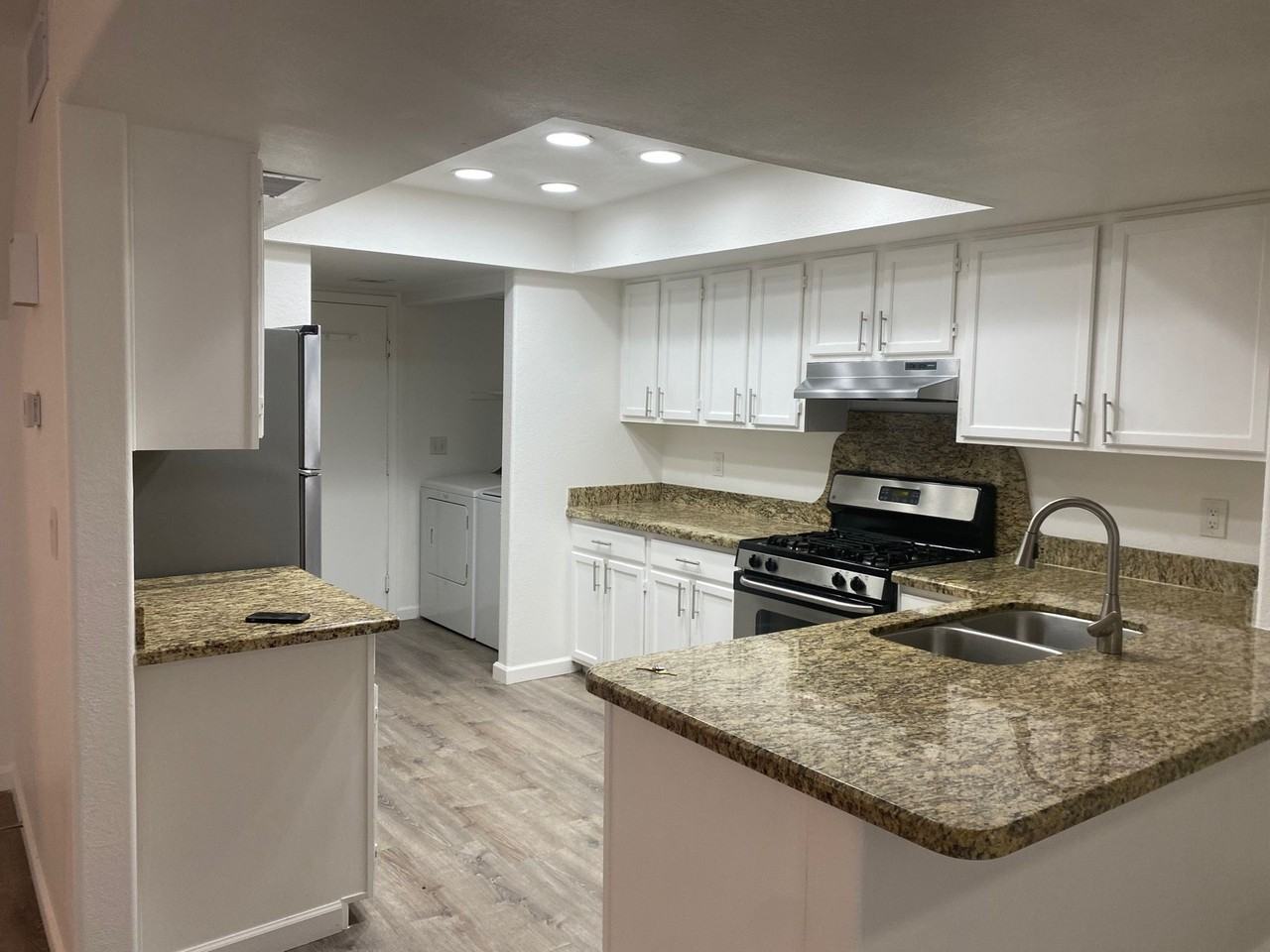 Colonia Apartment Homes - Roger - Photo 3 of 50