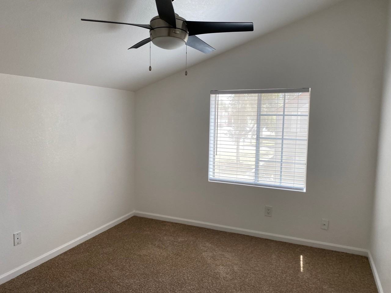 Colonia Apartment Homes - Roger - Photo 7 of 50