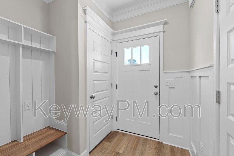 2024 Denmark Ave Se - Photo 6 of 25