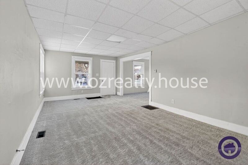 3940 Vermaas Ave - Photo 5 of 20