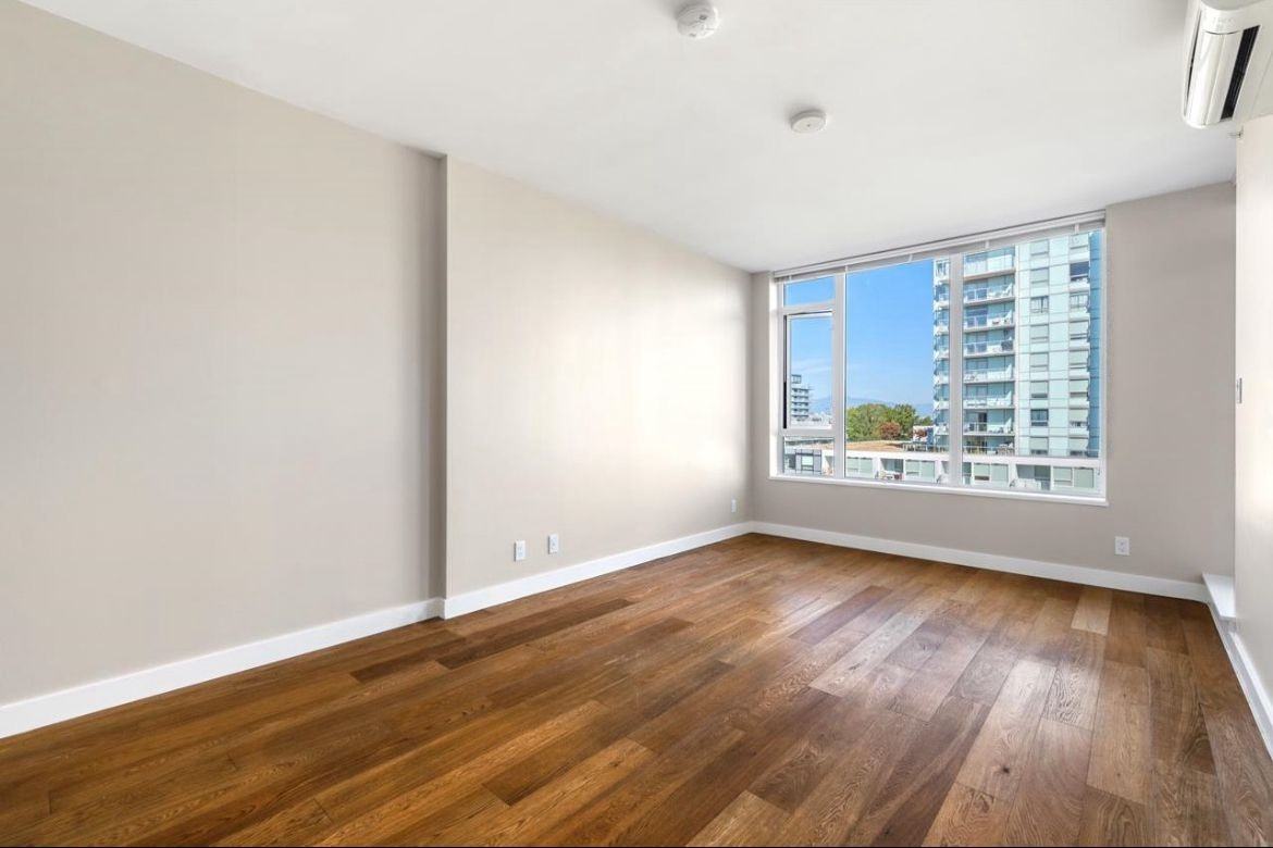 6200 River Road #807 - Photo 7 of 15