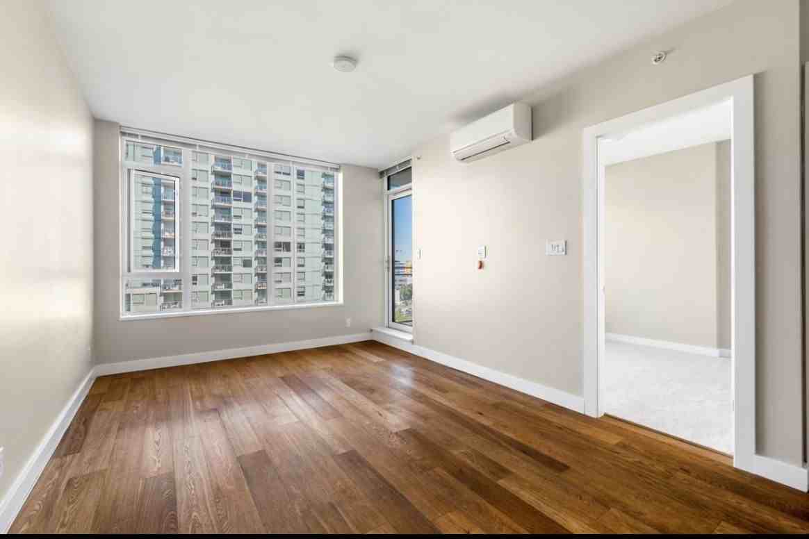 6200 River Road #807 - Photo 6 of 15