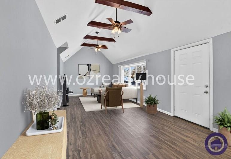 307 Venice Dr - Photo 2 of 19