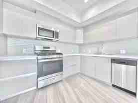 838 S La Brea Ave - Photo 1 of 1