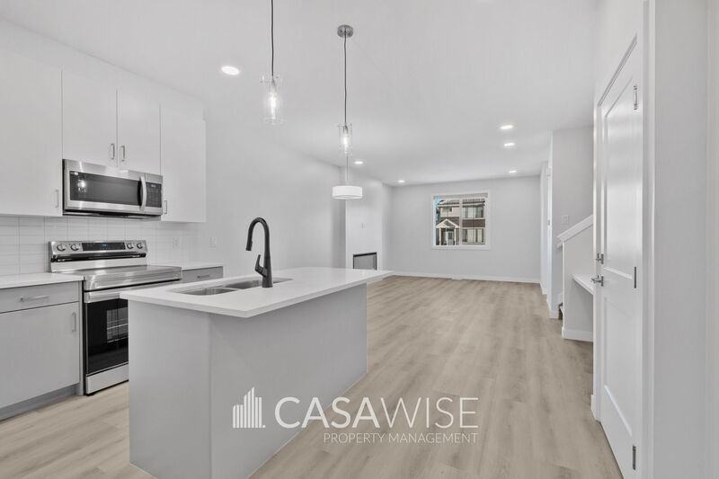 10248 157 St Nw #MAIN - Photo 6 of 24