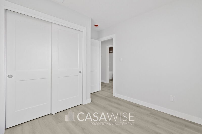 157 10250Gstreet Northwest - Photo 5 of 13