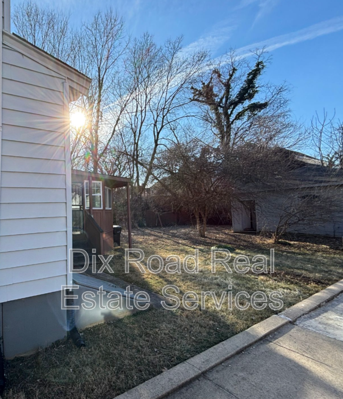 3517 Trimble Ave - Photo 3 of 27