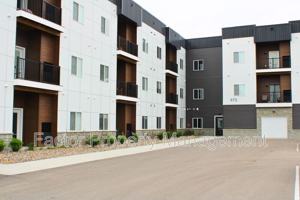 featured image of 970 N 3rd St #319