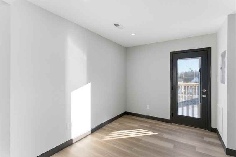 113 Macy Way - Photo 6 of 10