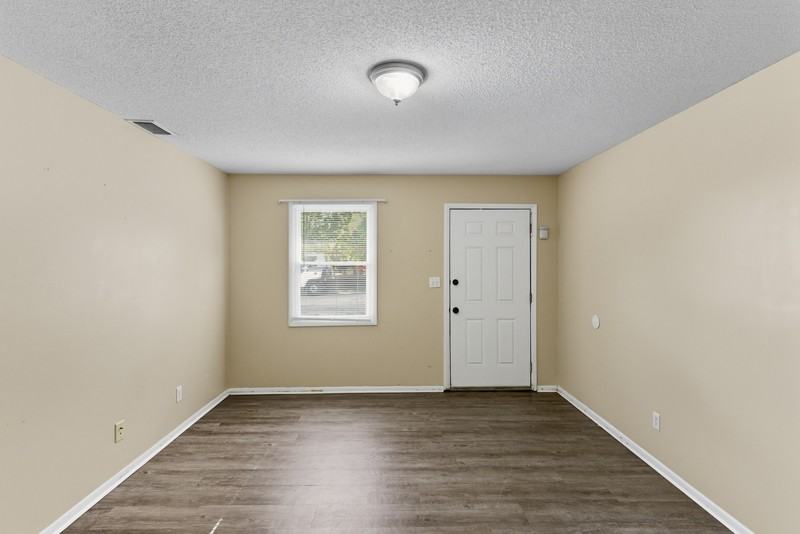 145 Lester Heights Rd - Photo 3 of 10