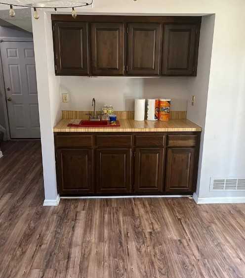 2548 Smith Rd - Photo 6 of 26