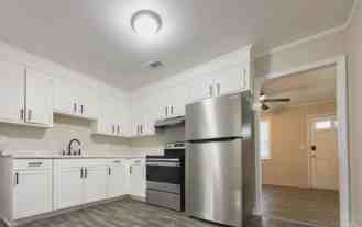 1537 N Avalon triplex - Photo 1 of 1