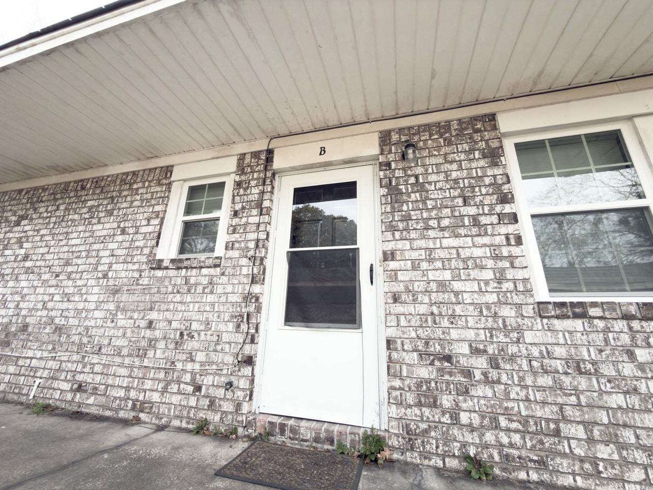 1537 N Avalon triplex - Photo 6 of 15