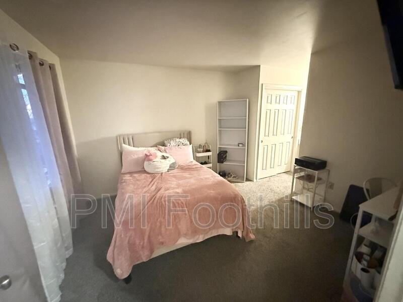 8846 Lowell Blvd - Photo 5 of 12