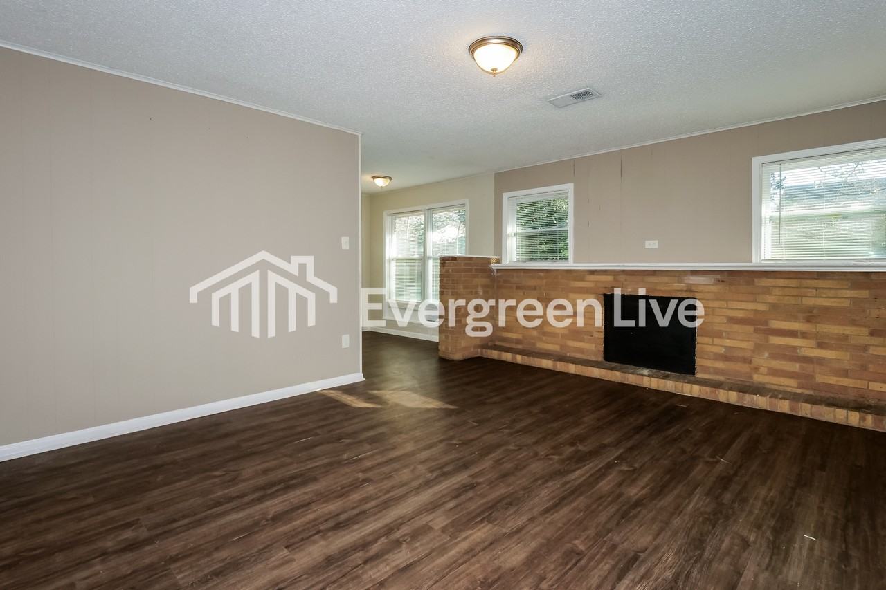 5405 Cottonwood Rd - Photo 3 of 15