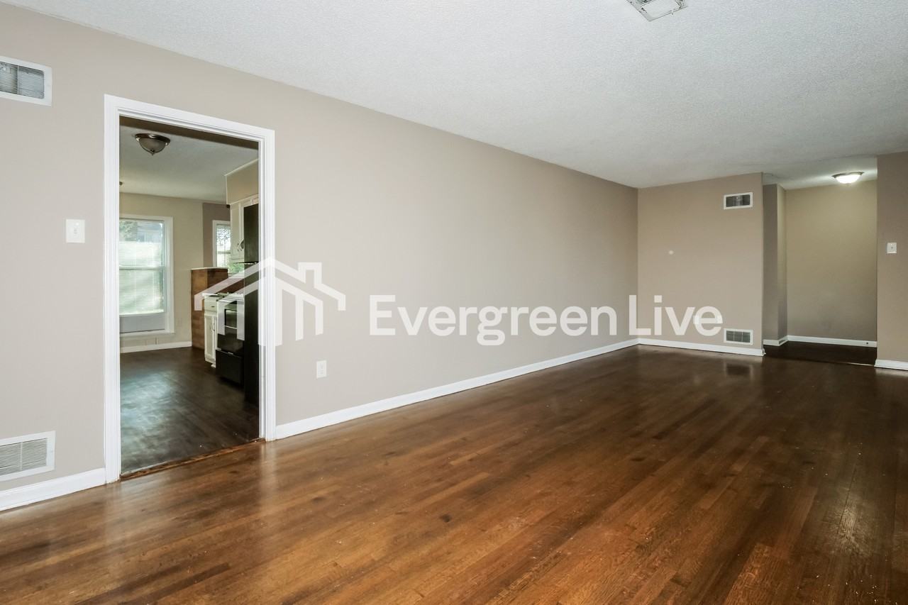 5405 Cottonwood Rd - Photo 5 of 15