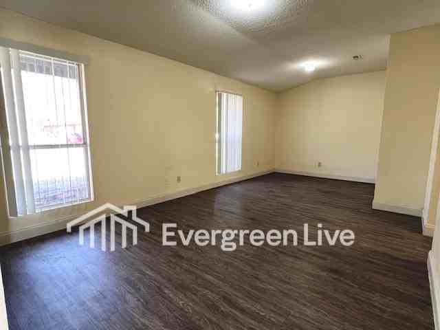 111 Ayana Ct - Photo 3 of 24