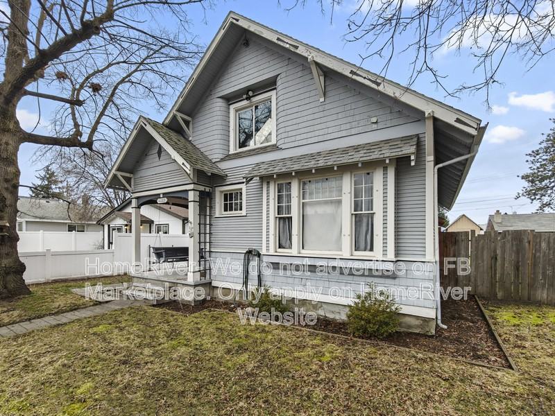 4223 N Madison St - Photo 3 of 22