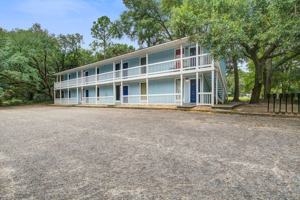 featured image of 2307 S Fraser St