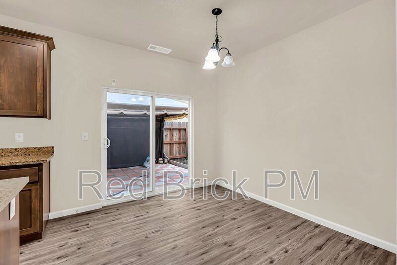 3665 Venice Ave - Photo 5 of 19