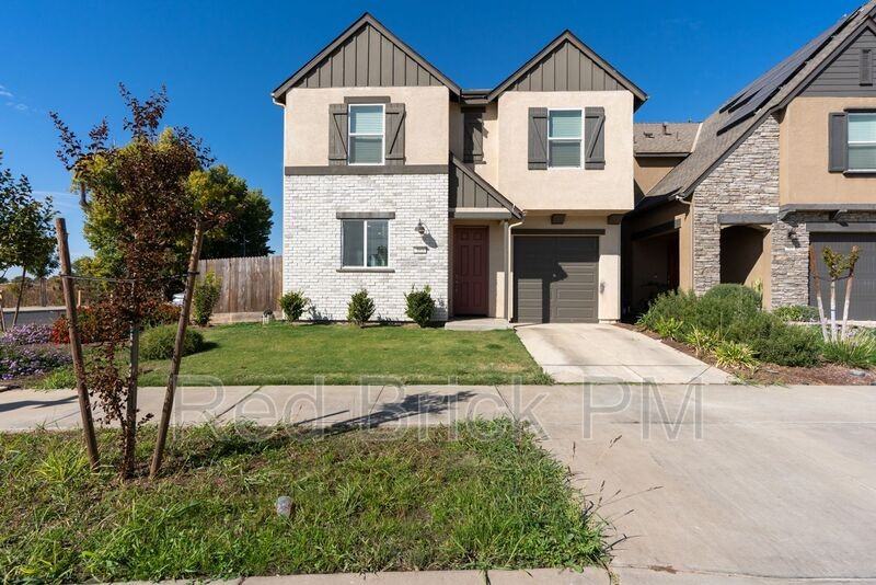 393 Sullivan Dr - Photo 2 of 28