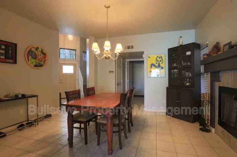 4566 W Shannon St - Photo 7 of 35