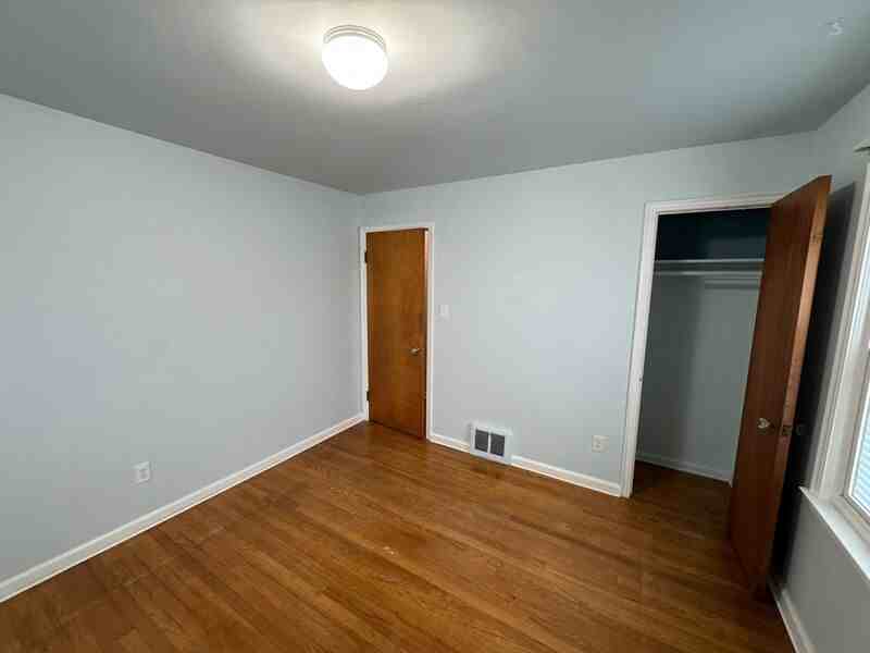 21029 Blackmar Ave - Photo 7 of 16