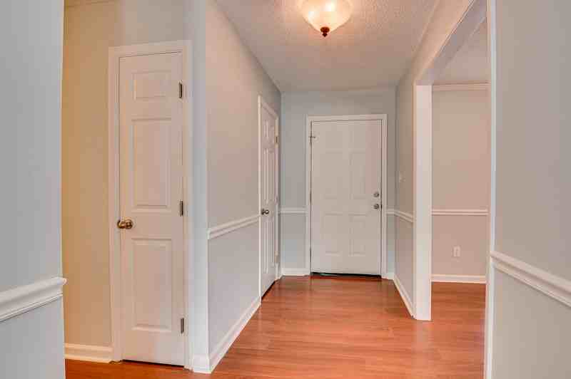 3882 Villa Ln - Photo 3 of 35