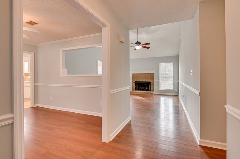 3882 Villa Ln - Photo 4 of 35