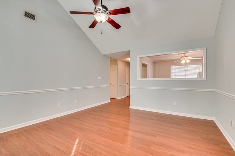 3882 Villa Ln - Photo 7 of 35