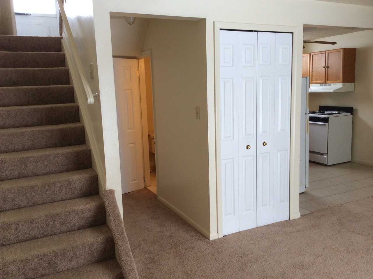 8172 Summit Ridge Dr - Photo 3 of 16